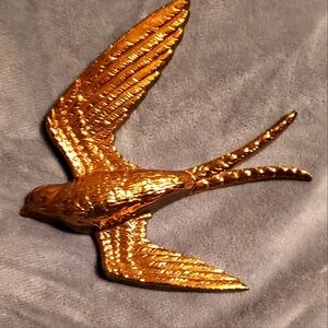 Vintage 80’s Gold Burwood Plastic Wall Hanging Swallow Sparrow Bird MCM